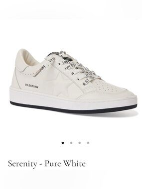 Vintage Havana White Star Sneakers Size 6.5